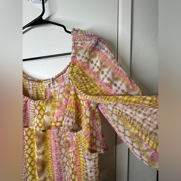 Lily White Semi Sheer Reptile Snake Print Pink White Yellow Ruffle Blouse Top M - Picture 3 of 13